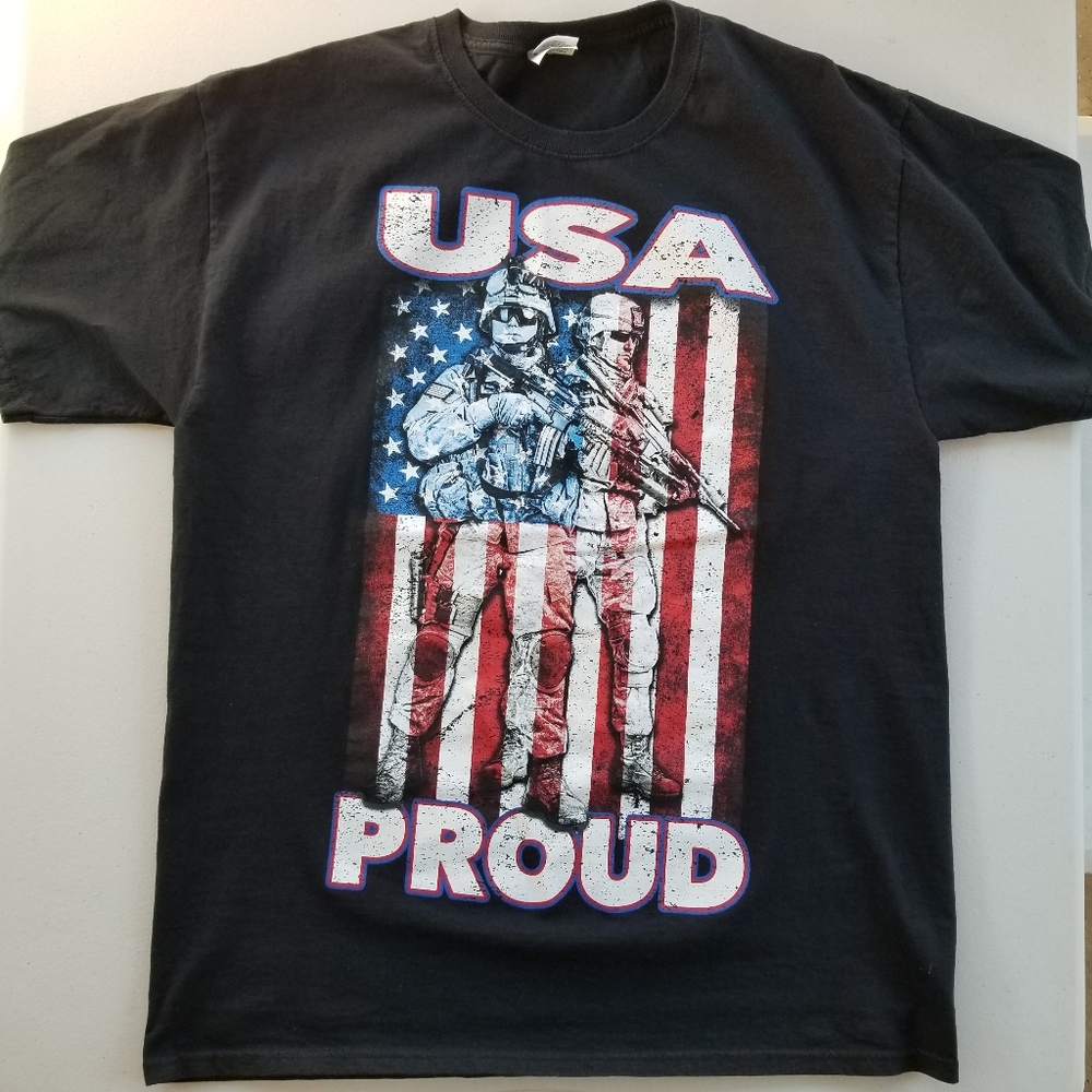 USA PROUD US Flag Soldiers T shirt Mens sz Large